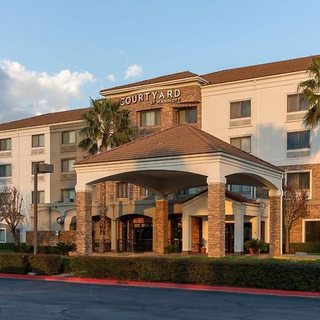 Courtyard By Marriott Ontario Rancho Cucamonga Hotel Exterior foto