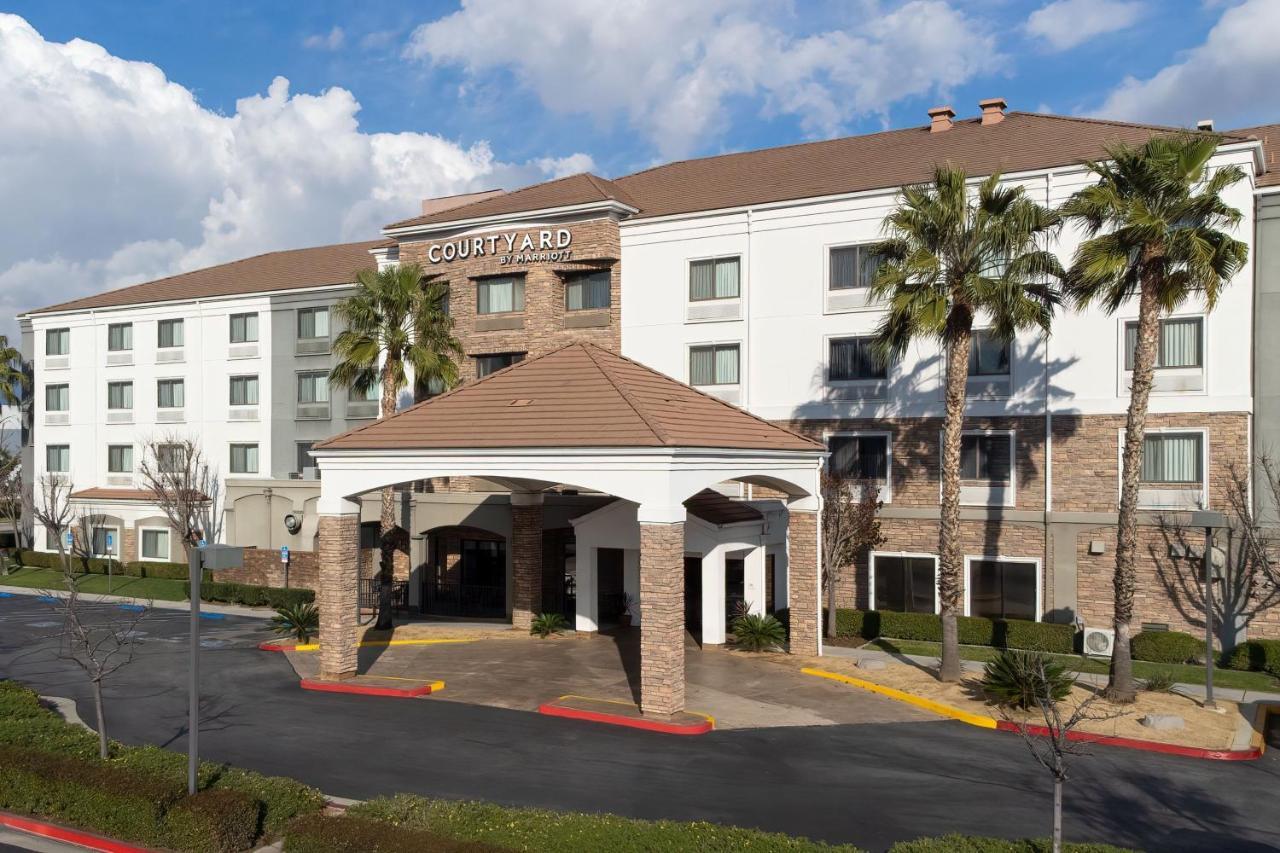 Courtyard By Marriott Ontario Rancho Cucamonga Hotel Exterior foto