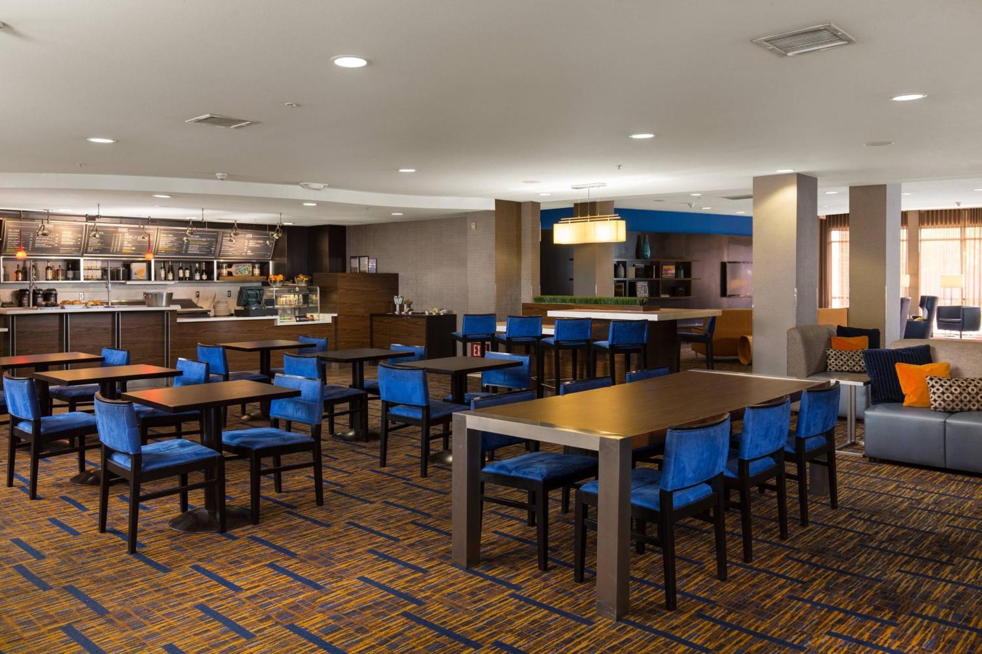 Courtyard By Marriott Ontario Rancho Cucamonga Hotel Exterior foto