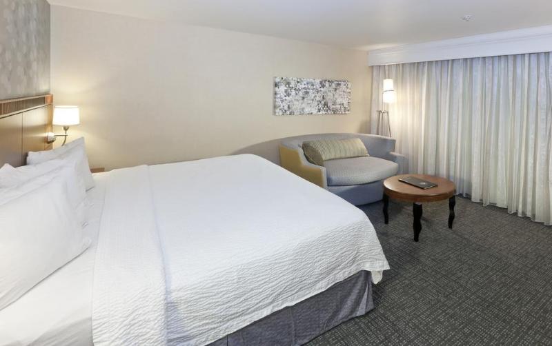 Courtyard By Marriott Ontario Rancho Cucamonga Hotel Exterior foto
