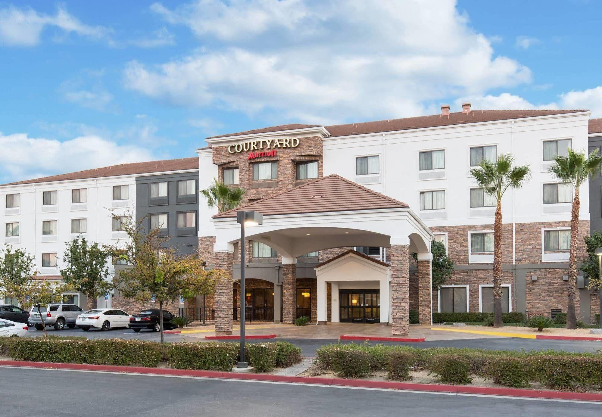 Courtyard By Marriott Ontario Rancho Cucamonga Hotel Exterior foto